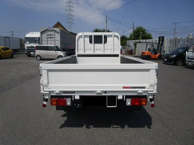 日野 デュトロ 小型 平ボディ 2RG-XZU605M R5の中古トラック画像5