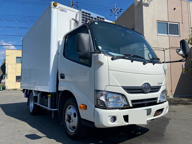 トヨタ ダイナ 小型 冷凍冷蔵 10尺 TKG-XZU605