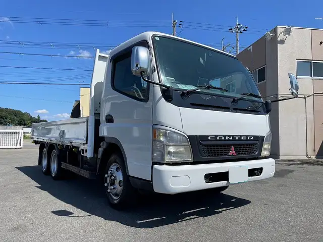 三菱 キャンター 小型 平ボディ エアサス KK-FF83EFYの中古トラック画像1