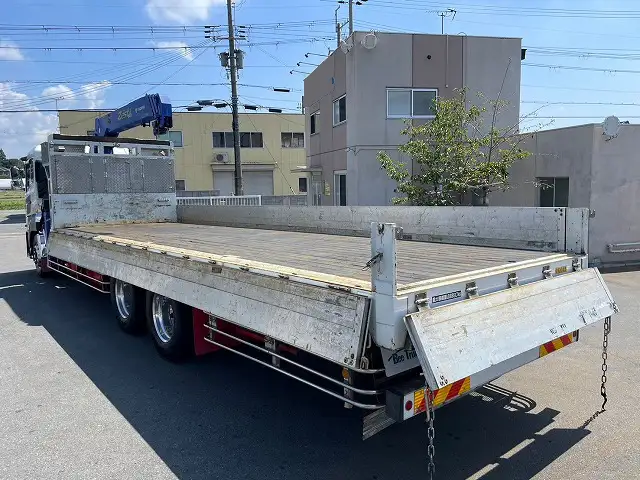 日産UD クオン 大型 クレーン付 エアサス 4段の中古トラック画像7