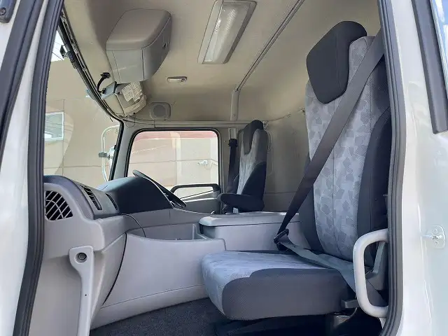 日産UD クオン 大型 クレーン付 エアサス 4段の中古トラック画像13