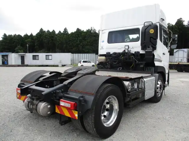 日産UD クオン 大型 トラクター ハイルーフ 1デフの中古トラック画像2