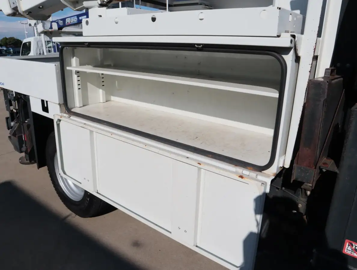 いすゞ エルフ 小型 高所・建柱車 高所作業車 電工仕様の中古トラック画像5