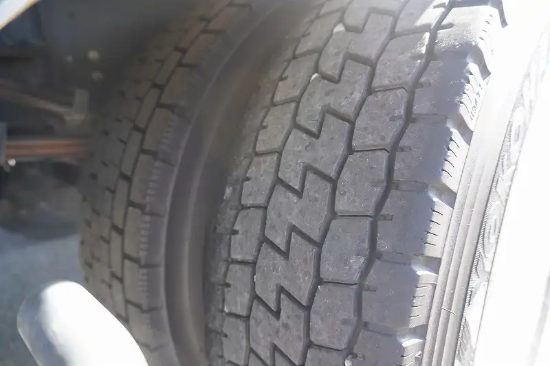 いすゞ フォワード 中型/増トン ダンプ 標準 TKG-FRR90S1 の中古