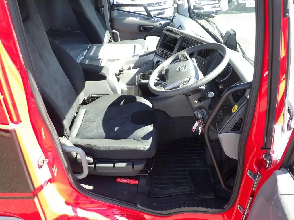 日産UD クオン 大型 トラクター ハイルーフ 1デフの中古トラック画像13