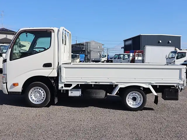 トヨタ ダイナ 小型 平ボディ QDF-KDY221 H28の中古トラック画像6