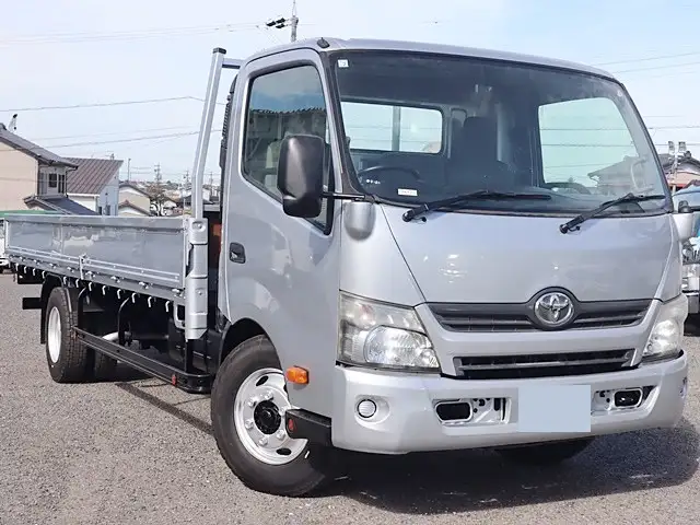 トヨタ ダイナ 小型 平ボディ TDG-XZU730 H26の中古トラック画像2