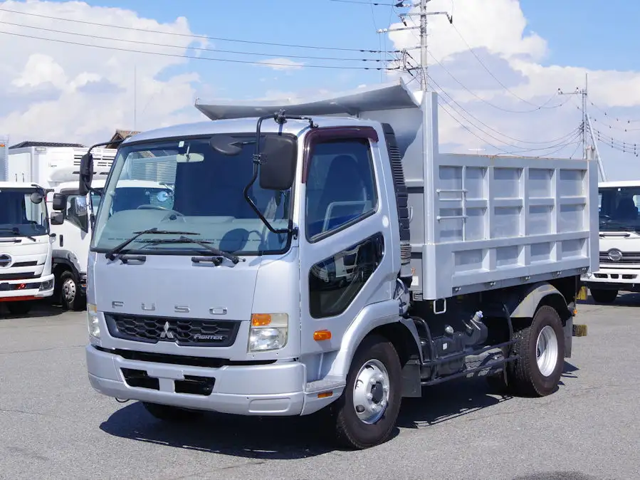 三菱 ファイター 中型/増トン ダンプ 土砂禁 ステンレス張り の中古トラック【車両No.173157】