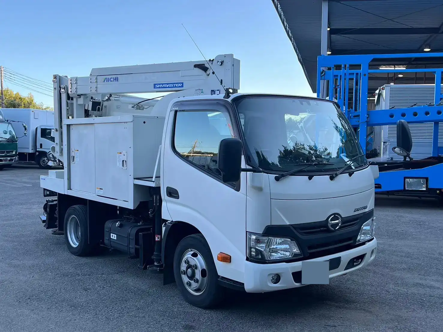日野 デュトロ 小型 高所・建柱車 高所作業車 電工仕様の中古トラック画像2