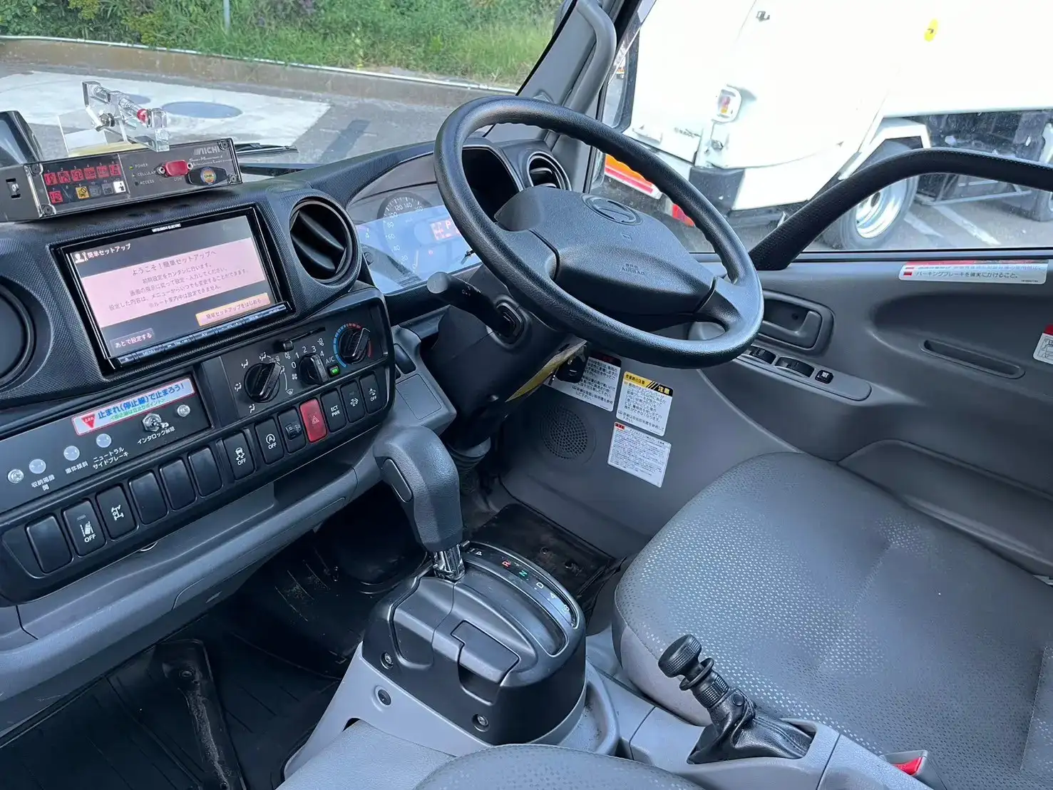 日野 デュトロ 小型 高所・建柱車 高所作業車 電工仕様の中古トラック画像13