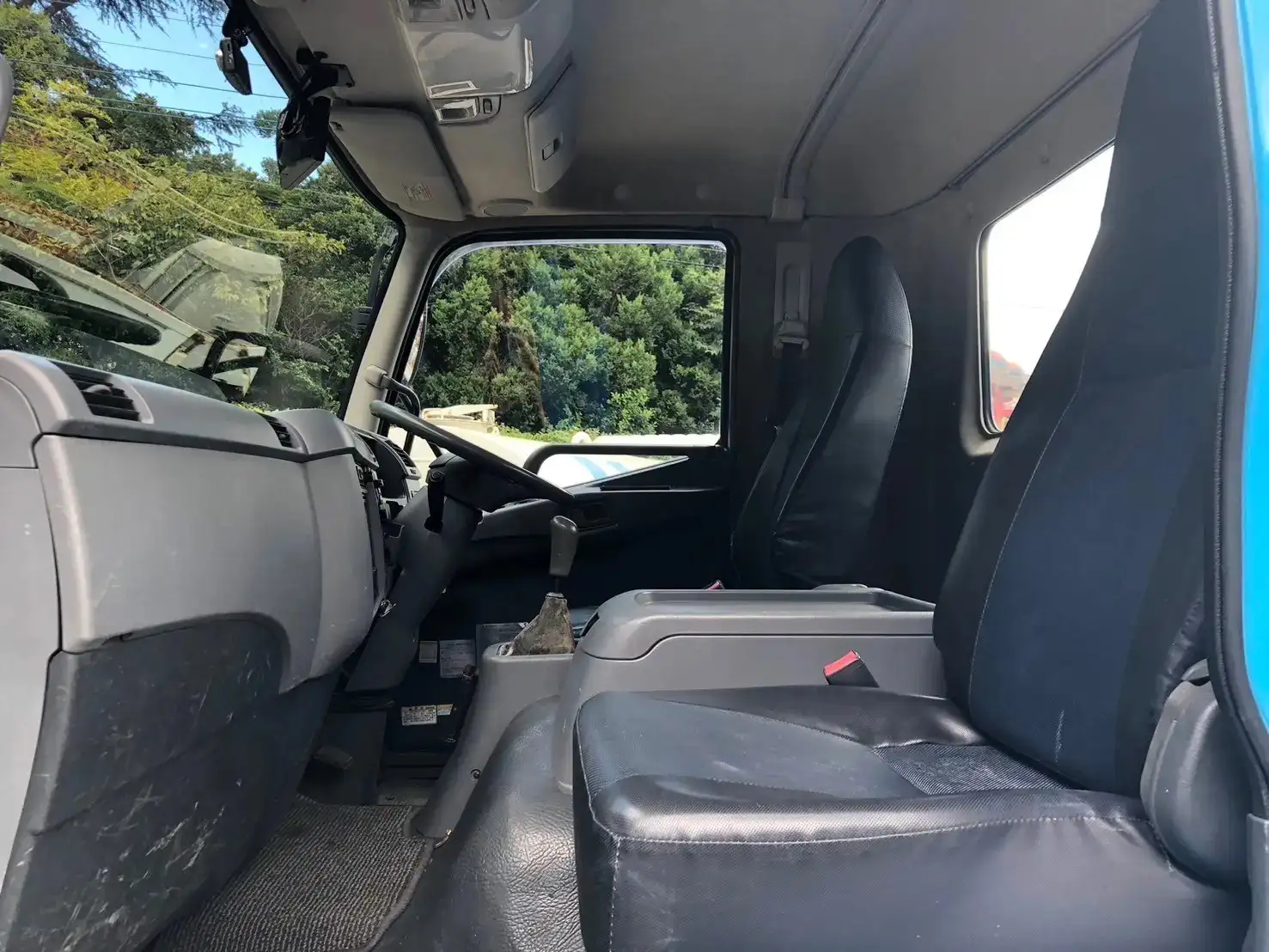 三菱 ファイター 中型/増トン タンク車 バキューム PDG-FK71Rの中古トラック画像12