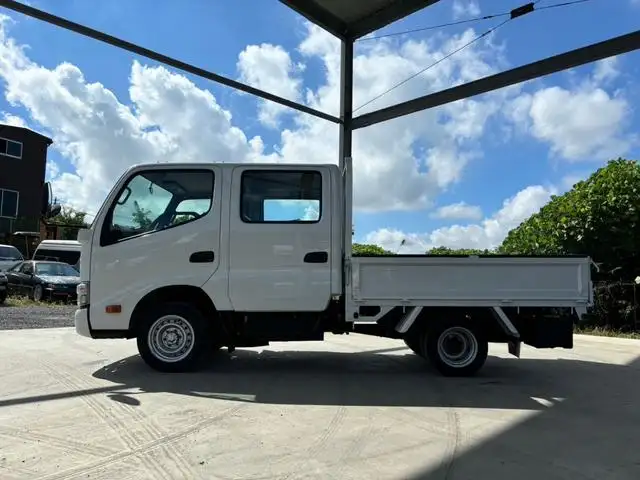トヨタ トヨエース 小型 平ボディ Wキャブ の中古トラック画像3