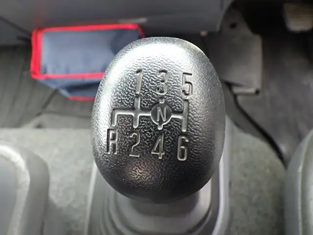 いすゞ フォワード 中型/増トン 車両重機運搬 4段クレーン ラジコンの中古トラック画像15