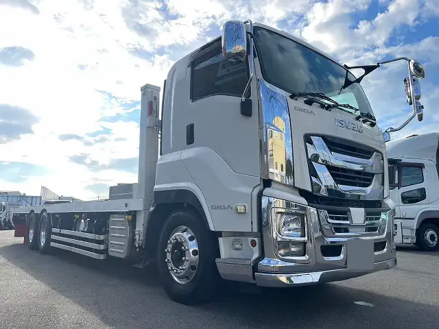 いすゞ ギガ 大型 車両重機運搬 ラジコン ウインチの中古トラック画像2
