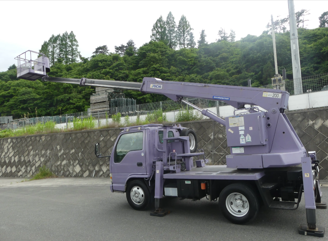 いすゞ エルフ 小型 高所・建柱車 高所作業車 KR-NKR81E3Nの中古トラック画像6