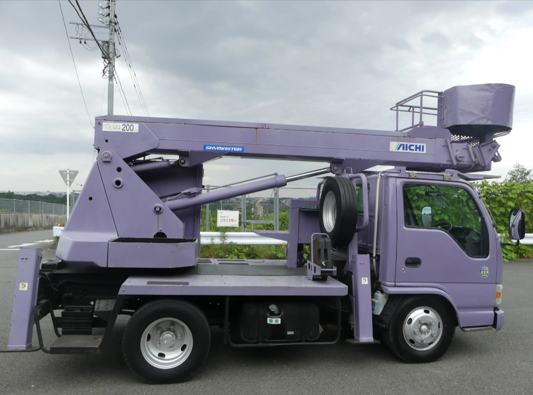 いすゞ エルフ 小型 高所・建柱車 高所作業車 KR-NKR81E3Nの中古トラック画像3
