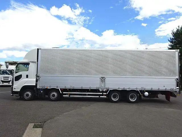 いすゞ ギガ 大型 ウイング 2PG-CYJ77C の中古トラック【車両No いすゞ ギガ 大型 ウイング 2PG-CYJ77C の中古トラック【車両No