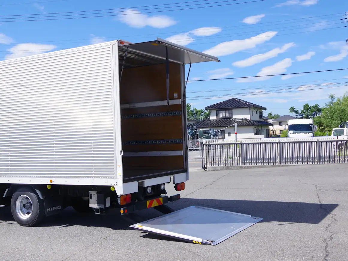 日野 レンジャー 中型/増トン アルミバン パワーゲート エアサスの中古トラック画像11