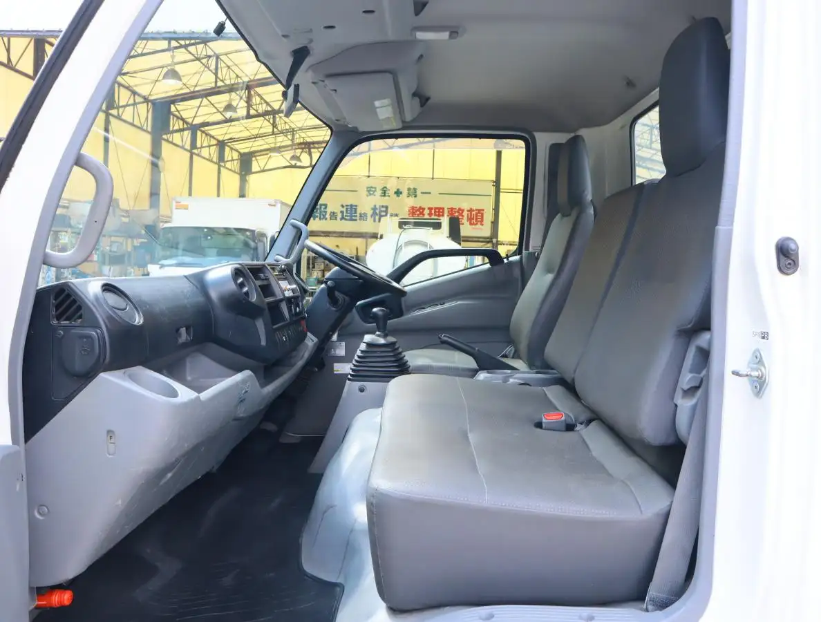 日野 デュトロ 小型 タンク車 散水車 SDG-XZU700Xの中古トラック画像18