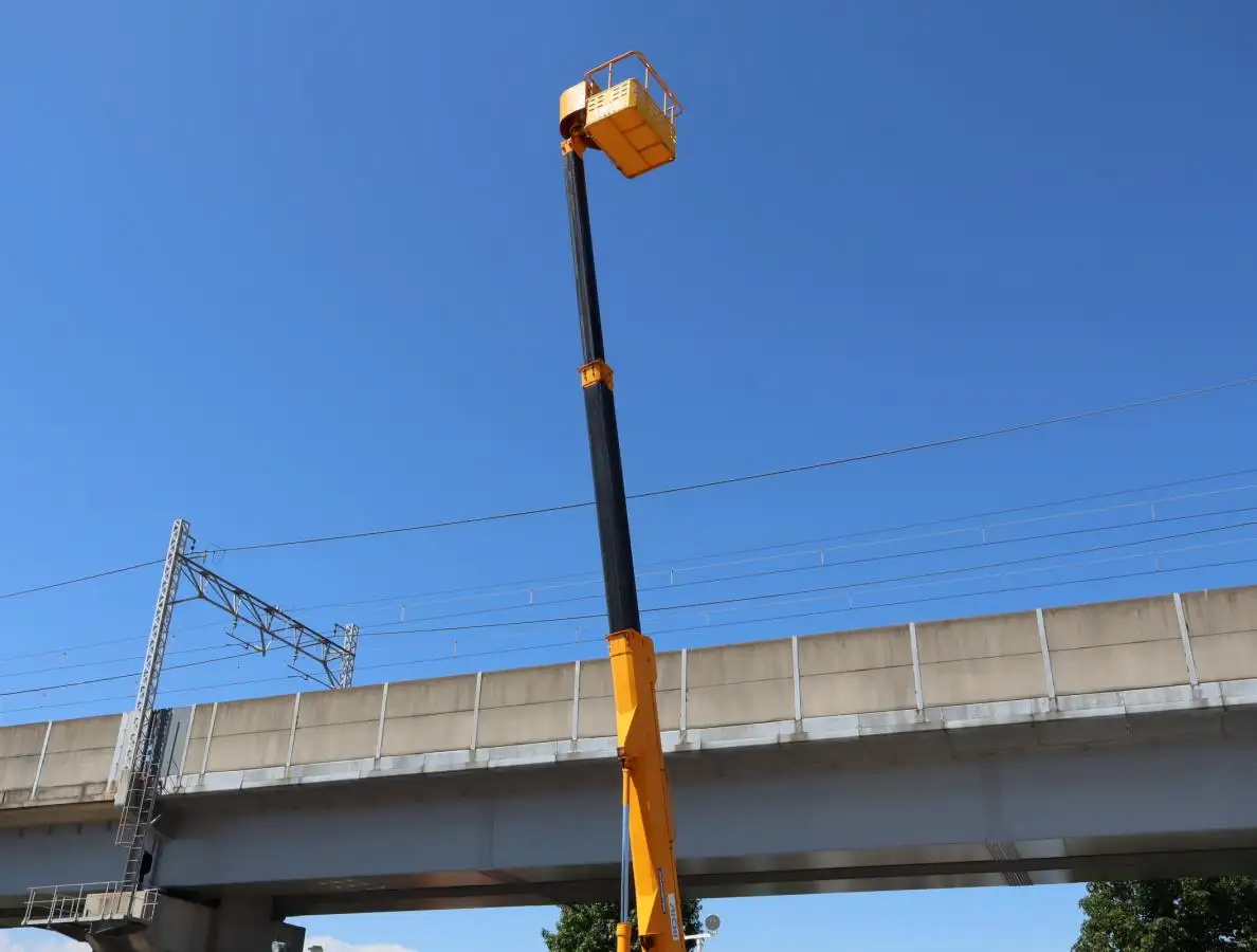 日野 デュトロ 小型 高所・建柱車 高所作業車 BKG-XZU304Eの中古トラック画像7