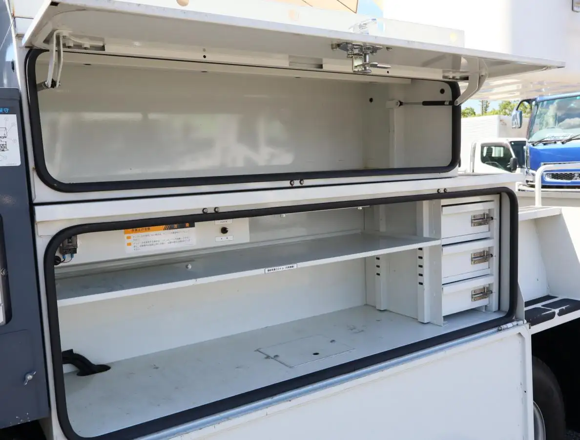 いすゞ エルフ 小型 高所・建柱車 高所作業車 電工仕様の中古トラック画像5