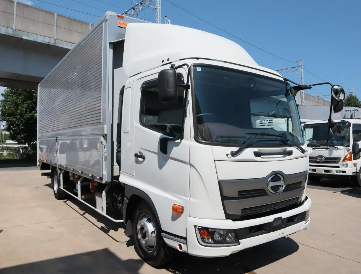 日野 レンジャー 中型/増トン ウイング パワーゲート ベッドの中古トラック画像2