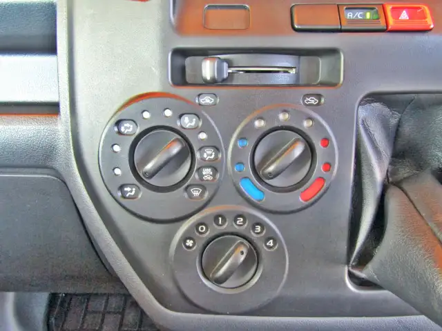 マツダ ボンゴ 小型 平ボディ 5BF-S413F R3の中古トラック画像12