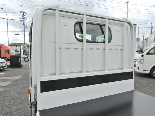 日産 アトラス 小型 平ボディ パワーゲート 床鉄板の中古トラック画像6