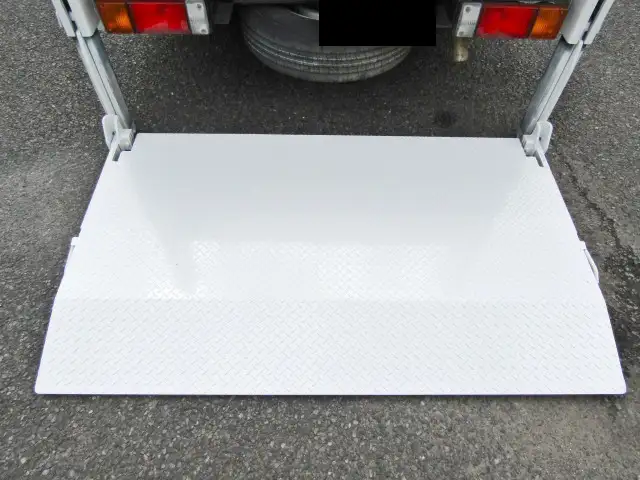 日産 アトラス 小型 平ボディ パワーゲート 床鉄板の中古トラック画像8
