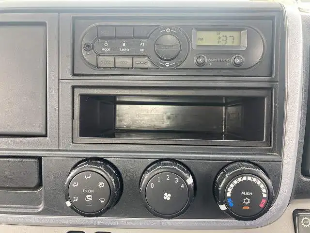 三菱 キャンター 小型 平ボディ TPG-FBA00 H28の中古トラック画像9
