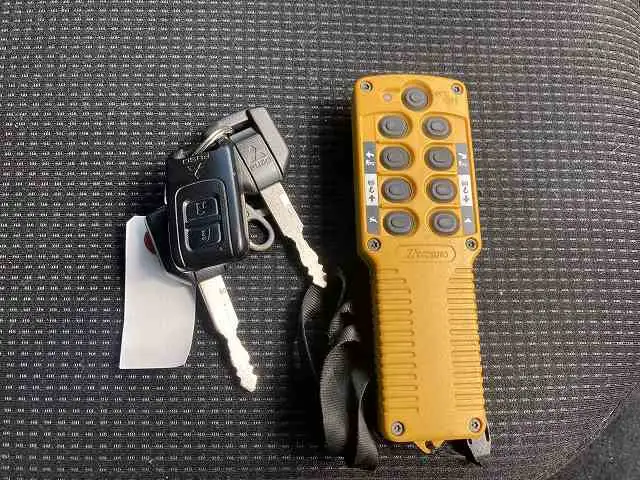 三菱 キャンター 小型 車両重機運搬 ラジコン ウインチの中古トラック画像8