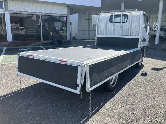 三菱 キャンター 小型 平ボディ TPG-FBA00 H31/R1の中古トラック画像4