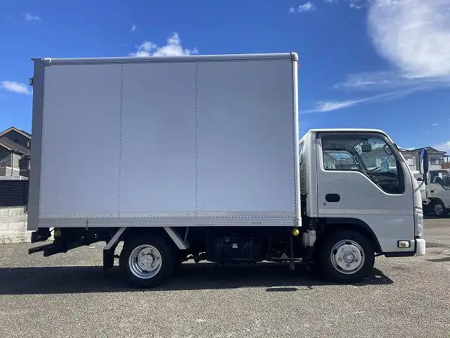 いすゞ エルフ 小型 アルミバン 床鉄板 TPG-NHR85ANの中古トラック画像2