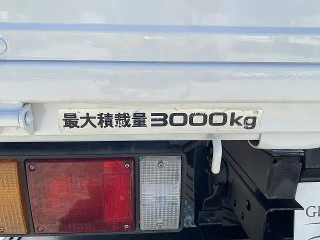 いすゞ エルフ 小型 平ボディ BKG-NMR85AR H23の中古トラック画像6
