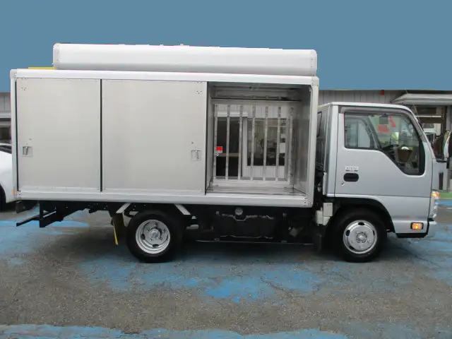 いすゞ エルフ 小型 アルミバン ボトルカー サイドドアの中古トラック画像6
