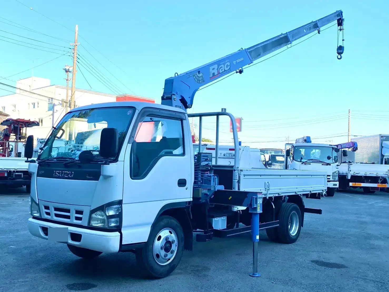 いすゞ エルフ 小型 クレーン付 床鉄板 4段 の中古トラック【車両No.173578】