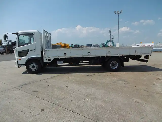 日野 レンジャー 中型/増トン 平ボディ 2KG-FC2ABA H30の中古トラック画像8
