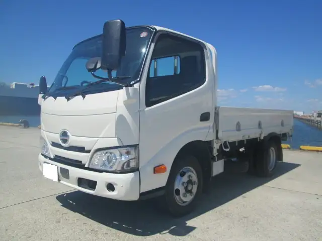 日野 デュトロ 小型 平ボディ 床鉄板 2RG-XZC605M の中古トラック【車両No.173671】