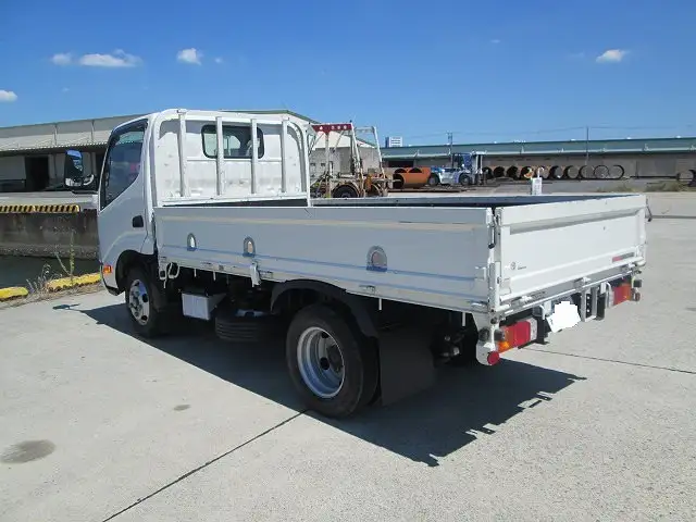 日野 デュトロ 小型 平ボディ 床鉄板 2RG-XZC605Mの中古トラック画像6