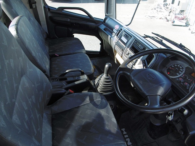 日野 レンジャー 中型/増トン 平ボディ BKG-FC7JKYA H23の中古トラック画像10