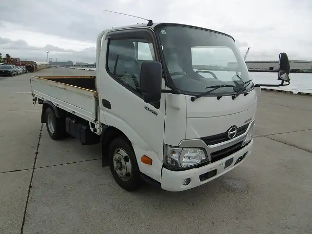 日野 デュトロ 小型 平ボディ TPG-XZU600M H30の中古トラック画像3