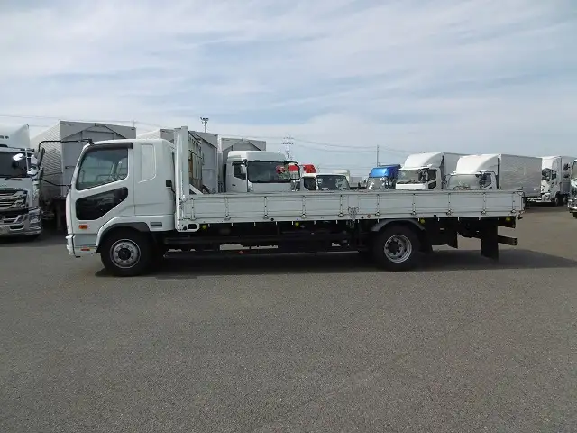 三菱 ファイター 中型/増トン 平ボディ ベッド TKG-FK62FYの中古トラック画像6