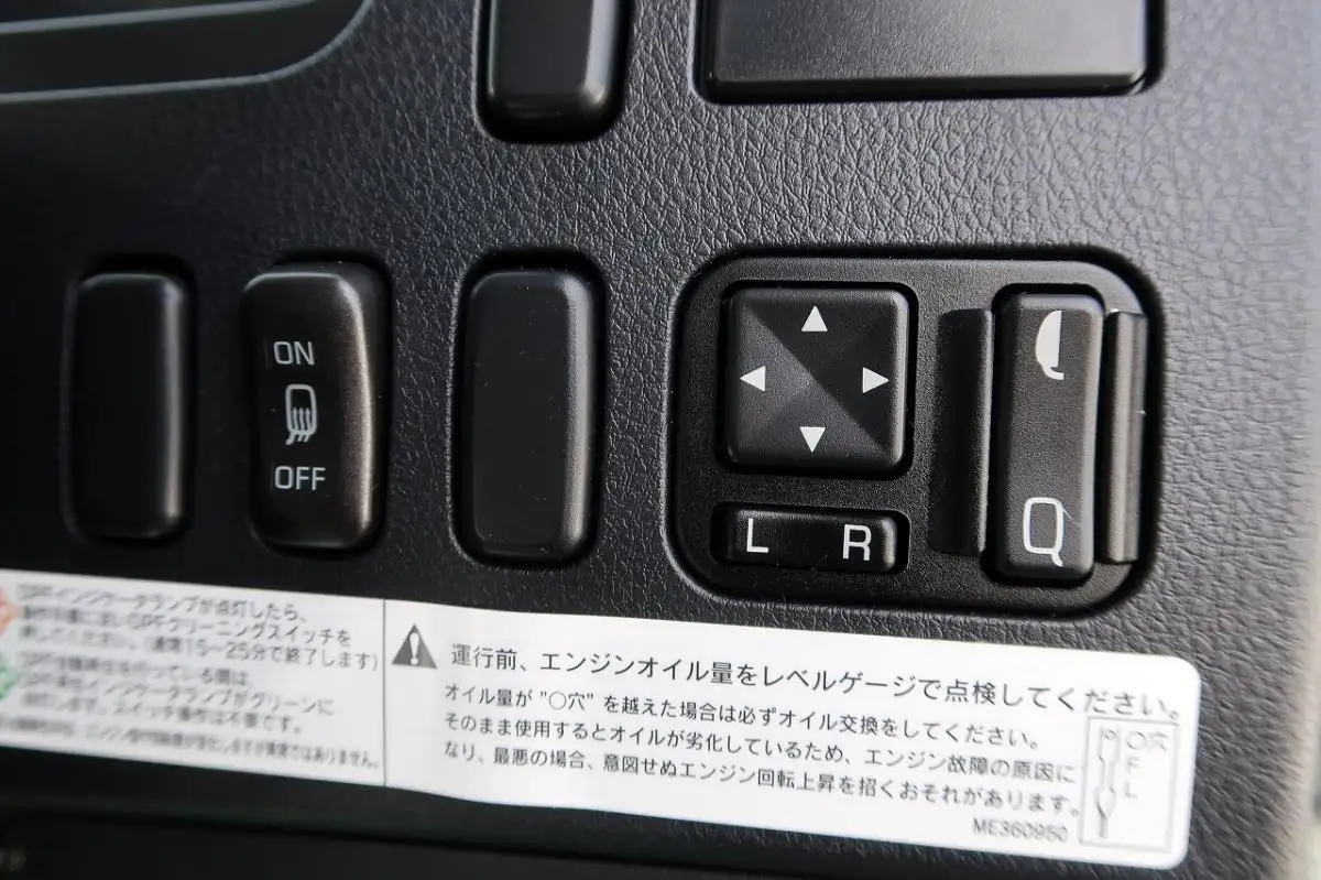 三菱 ファイター 中型/増トン 平ボディ アルミブロック ベッドの中古トラック画像11