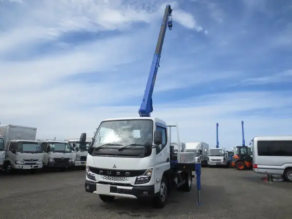 三菱 キャンター 小型 クレーン付 3段 フックインの中古トラック画像1
