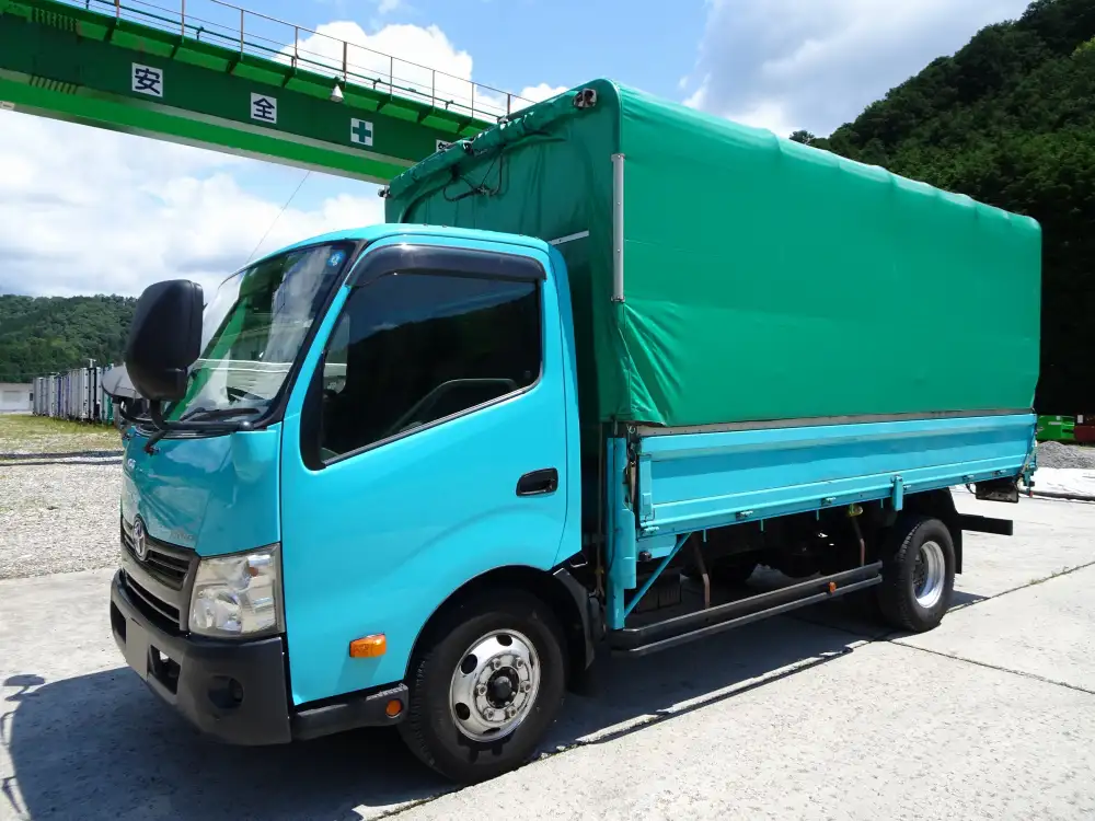 トヨタ ダイナ 小型 ウイング 幌ウイング SKG-XZU710の中古トラック画像1