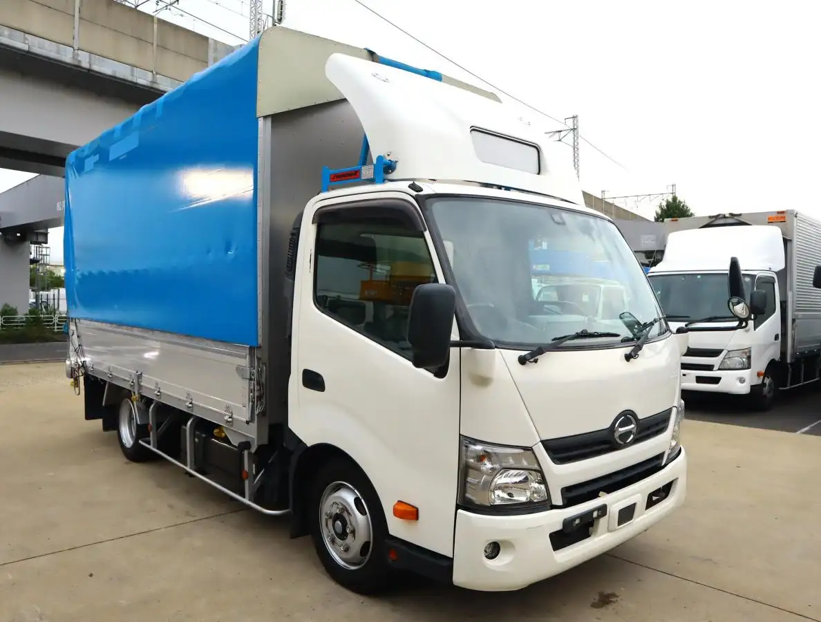 日野 デュトロ 小型 ウイング 幌ウイング TKG-XZU710Mの中古トラック画像2