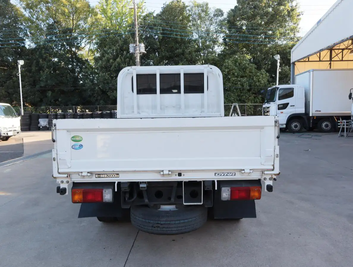 トヨタ ダイナ 小型 平ボディ Wキャブ 2RG-XZU605の中古トラック画像4