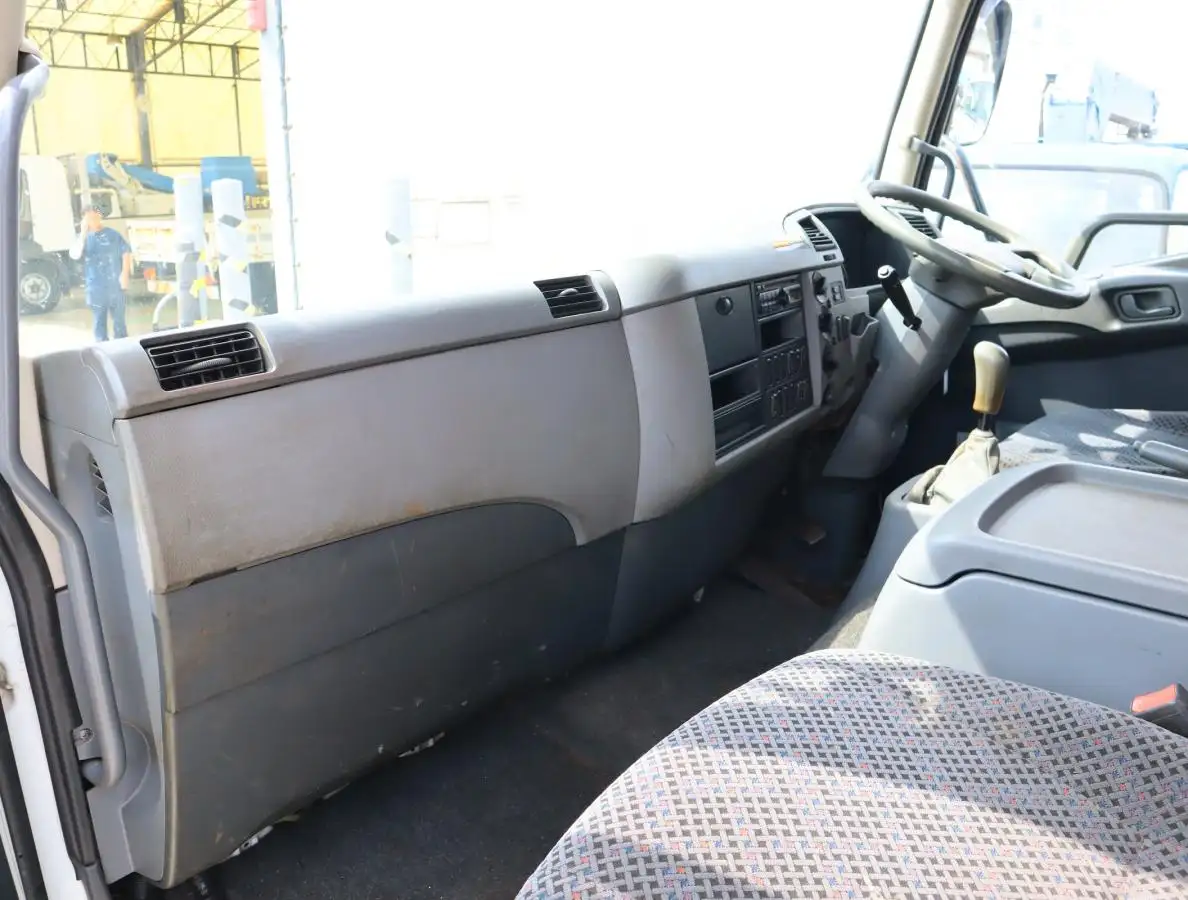 三菱 ファイター 中型/増トン クレーン付 4段 ラジコンの中古トラック画像16