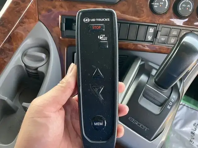 日産UD クオン 大型 ウイング ハイルーフ エアサスの中古トラック画像11