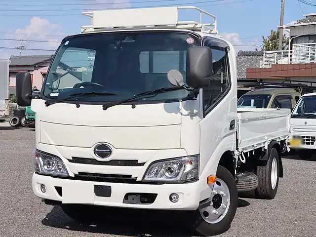 日野 デュトロ 小型 平ボディ 2RG-XZU605M H31/R1の中古トラック画像1